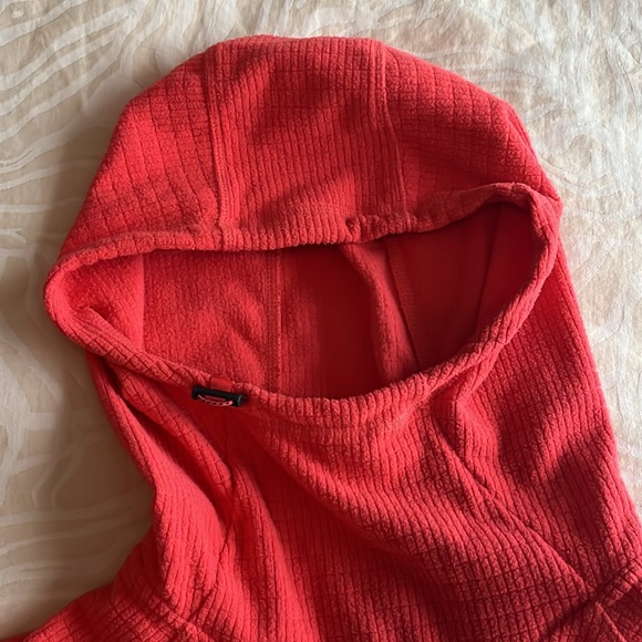 Mountain Hardware waffle fleece pullover - Picture 4 of 5